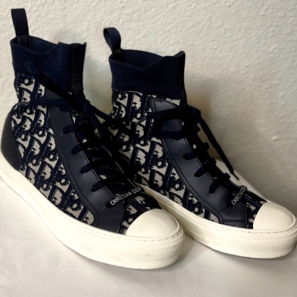 Walk N’ Dior High Top Sneakers